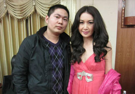 广州bg大游与明星合影